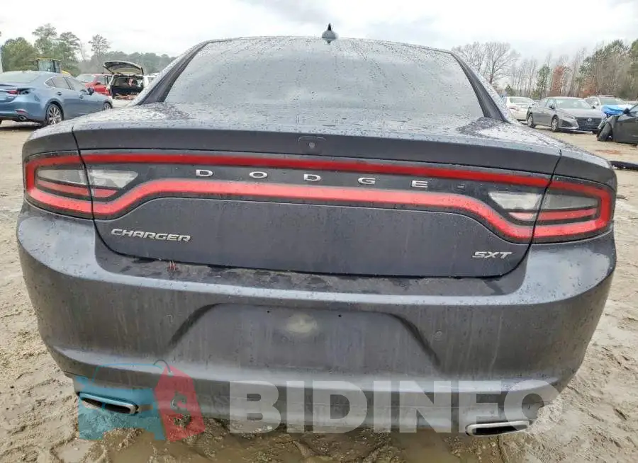 2C3CDXHG5JH156113 Photo# 6