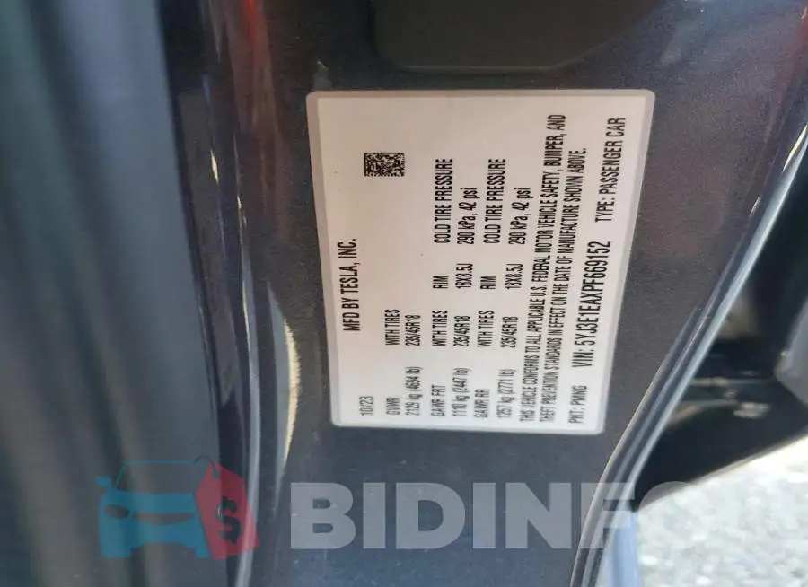 5YJ3E1EAXPF669152 Photo# 12