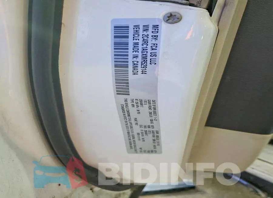 2C4RC1AGXMR529144 Photo# 13