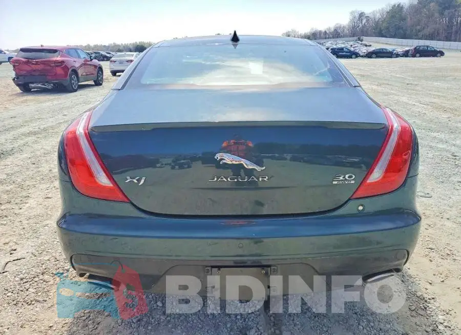 SAJWJ1CD3H8W07357 Photo# 6