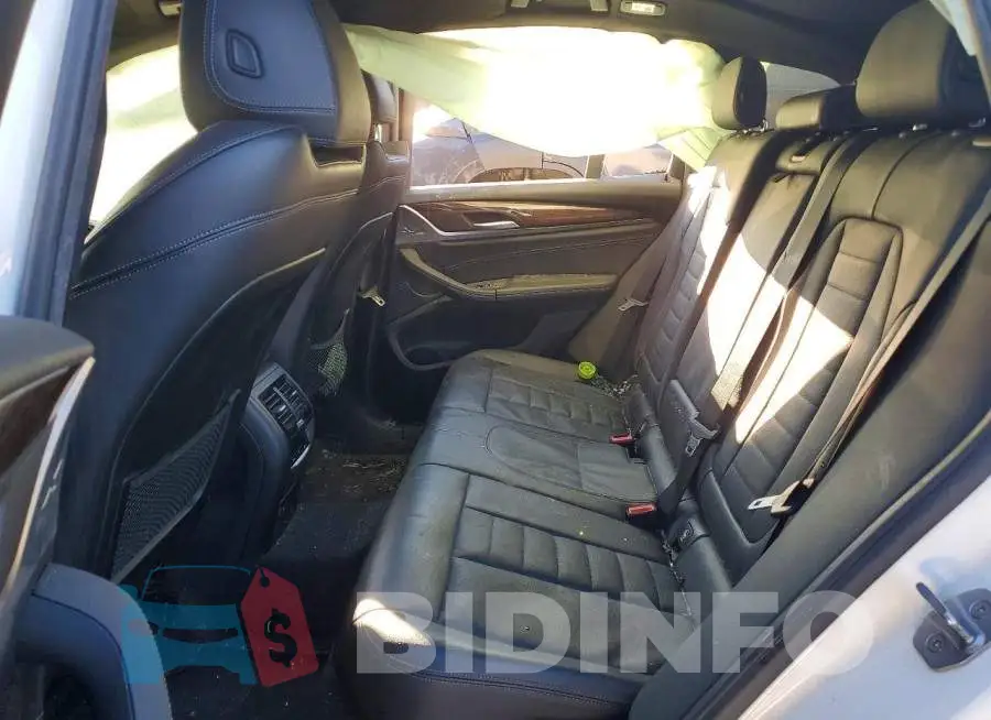 5UXTR9C52JLD67918 Photo# 11