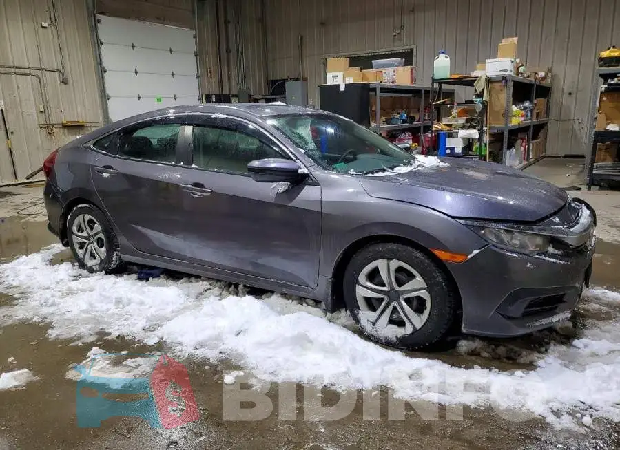 19XFC2F52HE223143 Photo# 4