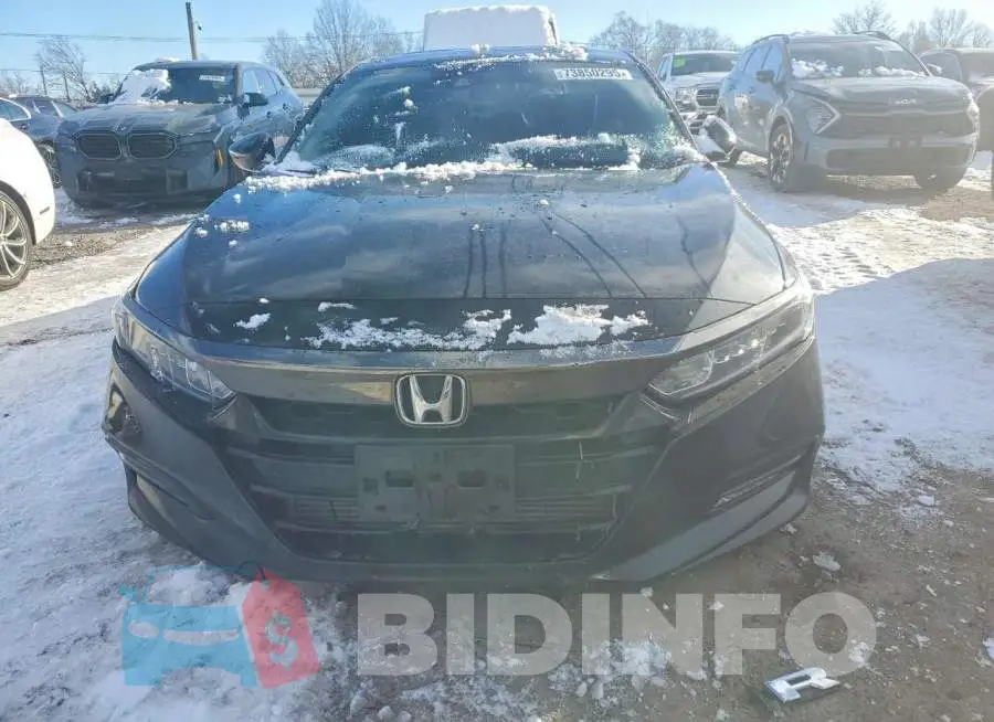 1HGCV1F36KA117201 Photo# 5