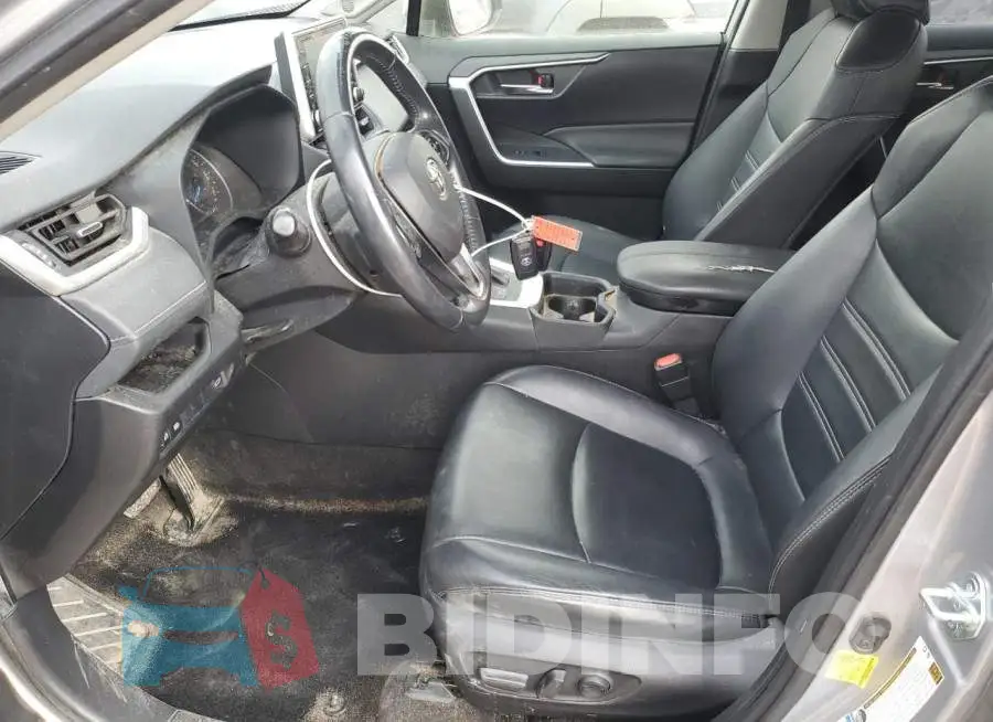 JTMB6RFV8MD015472 Photo# 7