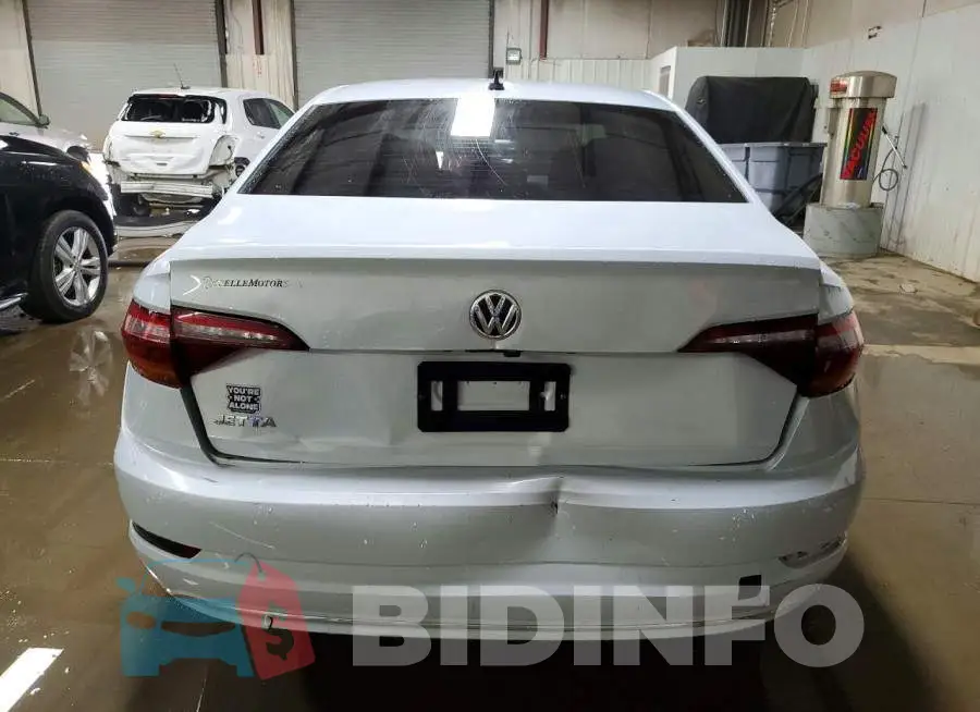 3VWCB7BU9KM141226 Photo# 6
