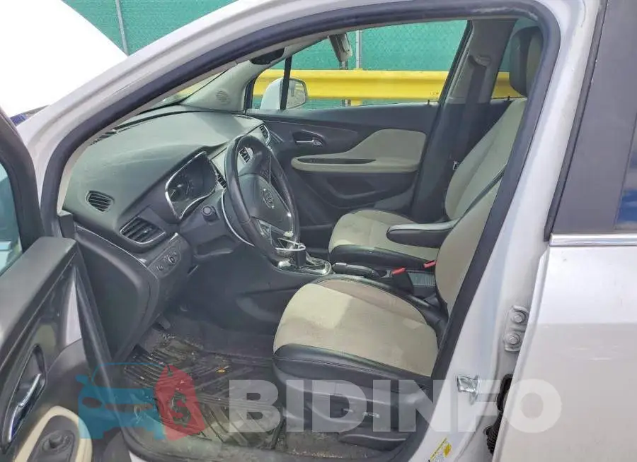 KL4CJ2SM7HB081157 Photo# 7