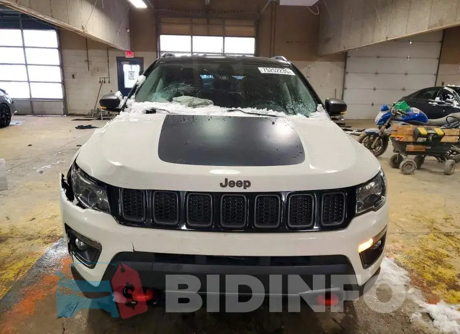 3C4NJDDB2LT161706 Photo# 5