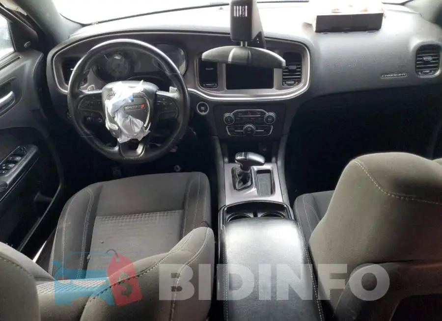 2C3CDXJG6KH743450 Photo# 8