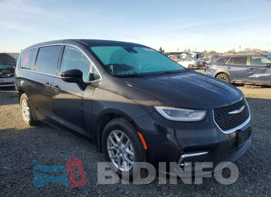 2C4RC1BGXPR571817 Photo# 4