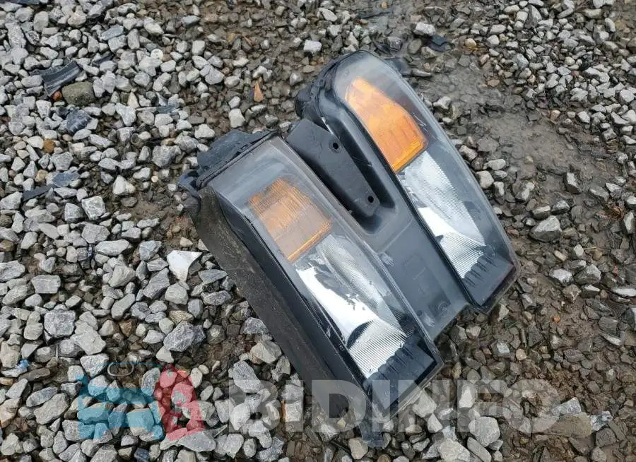 1GCPYCEF9MZ254104 Photo# 12