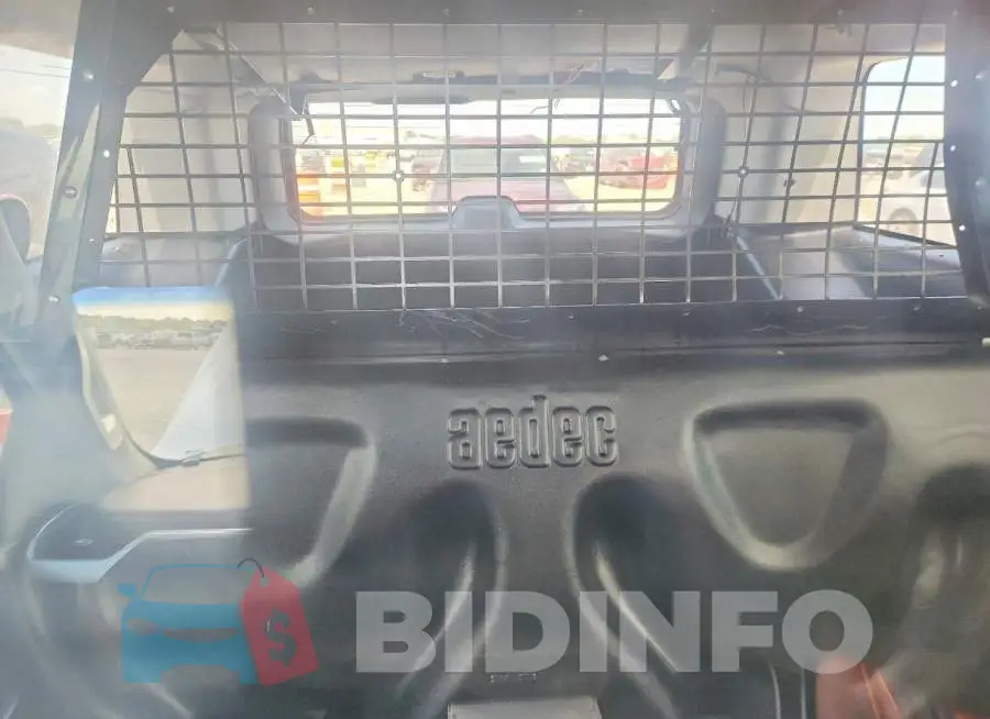 1GNLCDECXKR272902 Photo# 10