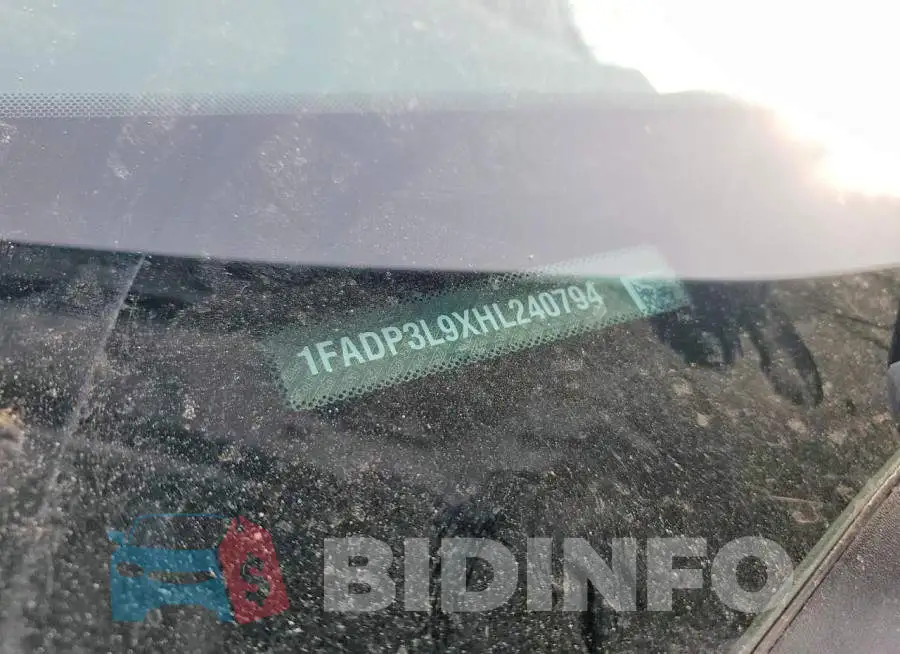 1FADP3L9XHL240794 Photo# 12