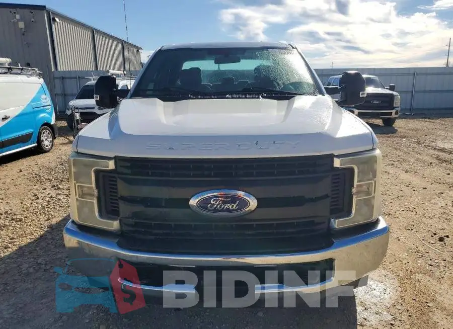 1FT7X2A62HED11243 Photo# 5