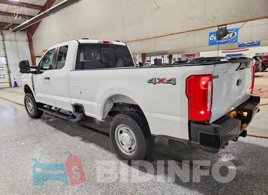 1FT8X2BA5SEC24256 Photo# 2