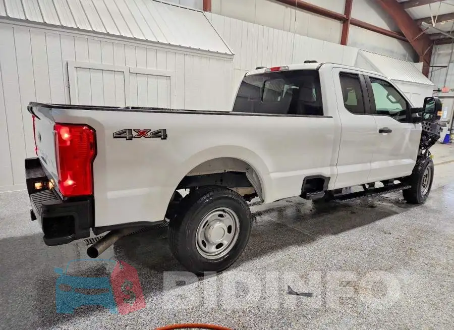 1FT8X2BA5SEC24256 Photo# 3