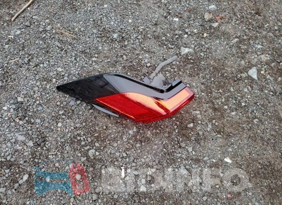 2T3G1RFV6MC246508 Photo# 12