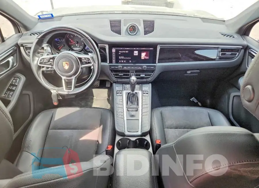 WP1AA2A56LLB14139 Photo# 8