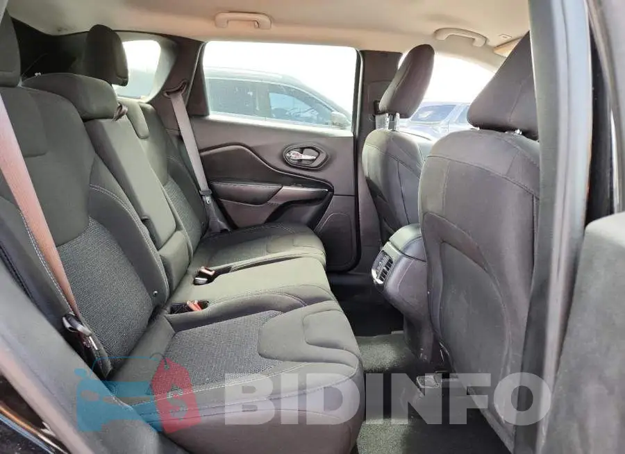1C4PJMCB5KD437116 Photo# 11