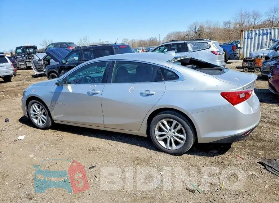 1G1ZD5ST3JF105753 Photo# 2
