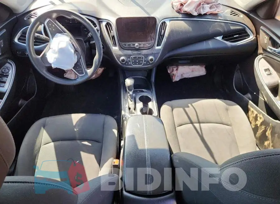 1G1ZD5ST3MF062083 Photo# 8