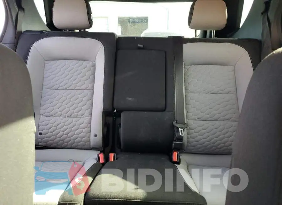 2GNAXHEV9J6109561 Photo# 10