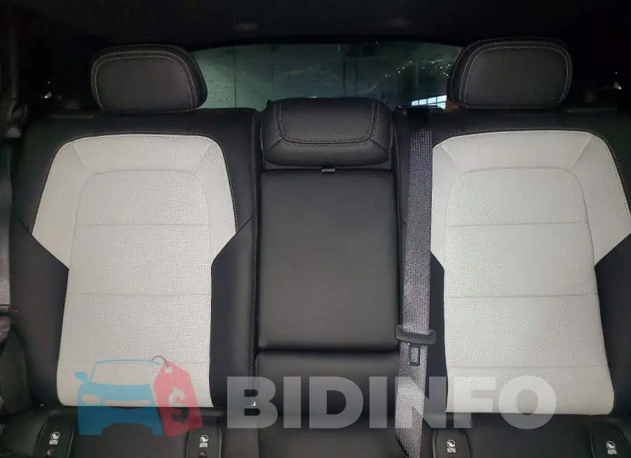 3GN7DLRP9RS289543 Photo# 10