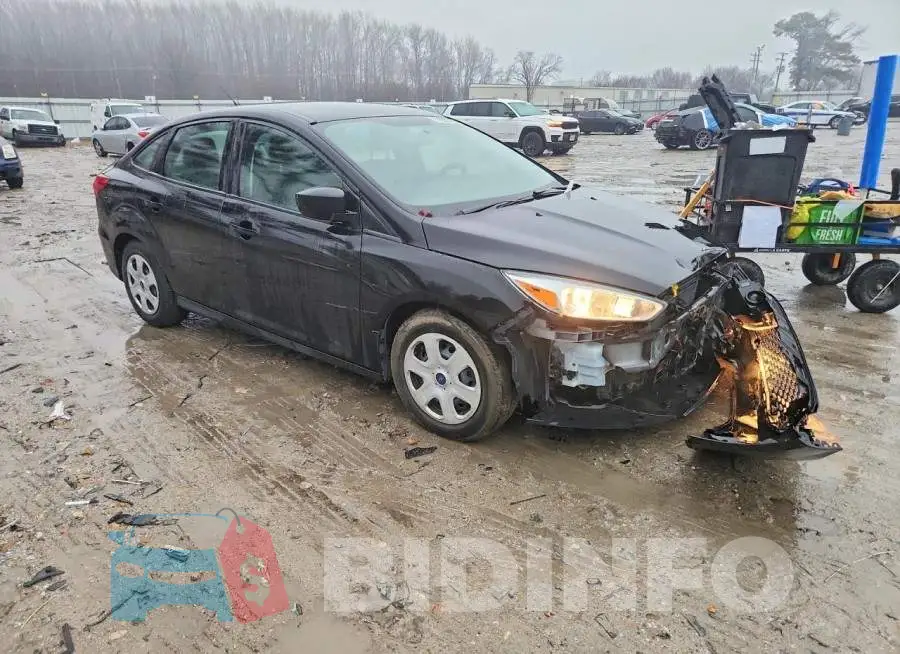 1FADP3E26JL226963 Photo# 4