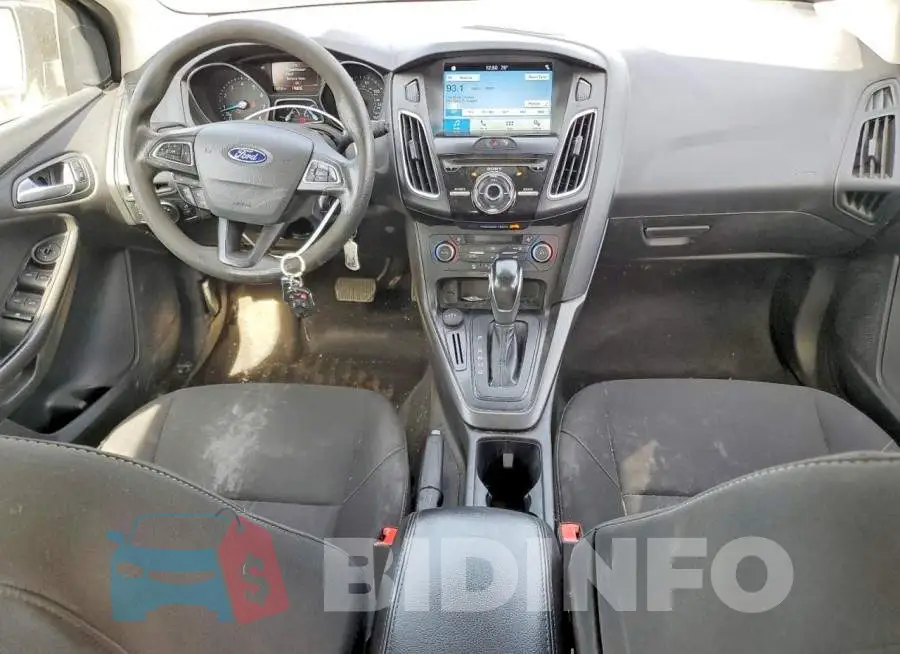 1FADP3M21JL239265 Photo# 8