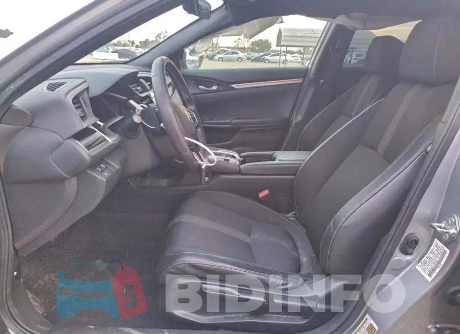 19XFC2F87LE202162 Photo# 7