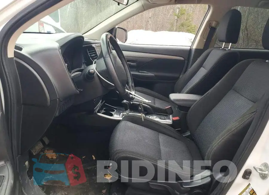 JA4AZ2A32JZ612688 Photo# 7