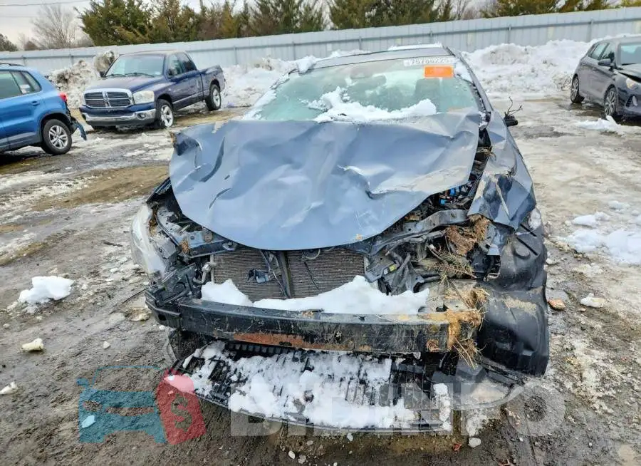 2T1BURHEXHC862256 Photo# 5