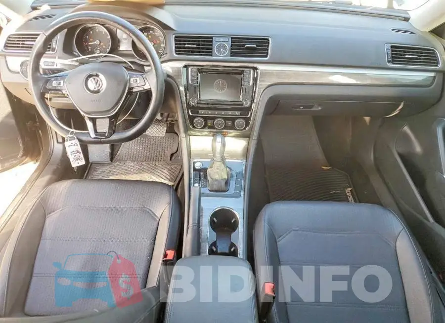 1VWGT7A30HC030811 Photo# 8