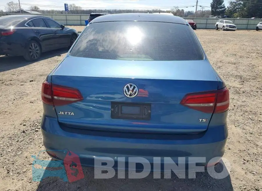 3VW2B7AJ3JM229657 Photo# 6