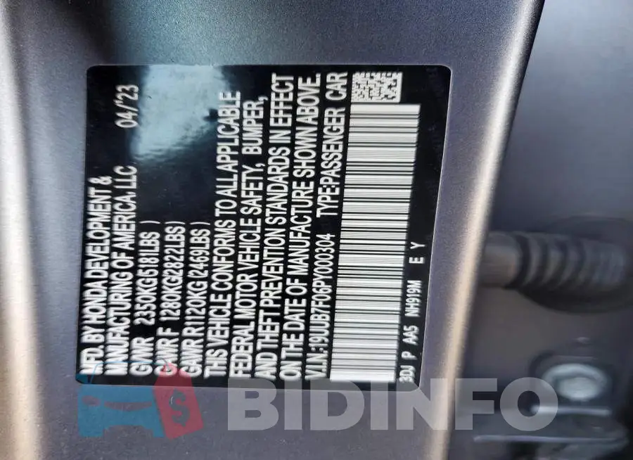 19UUB7F06PY000304 Photo# 12