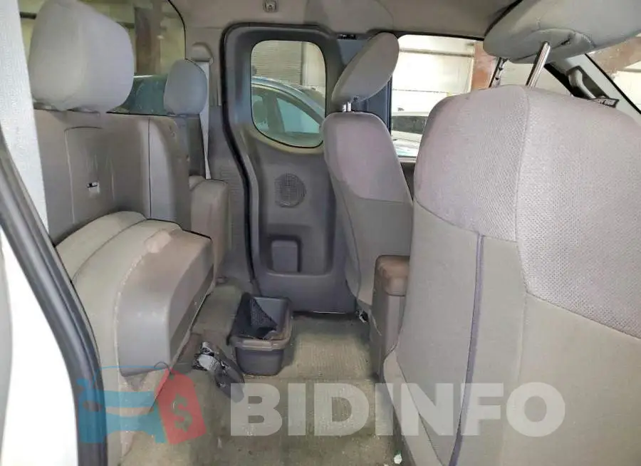 1N6BD0CT1HN708322 Photo# 10