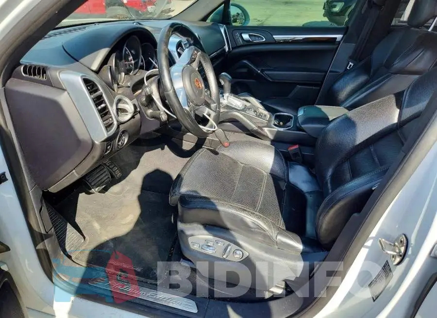 WP1AA2A22HKA85807 Photo# 7