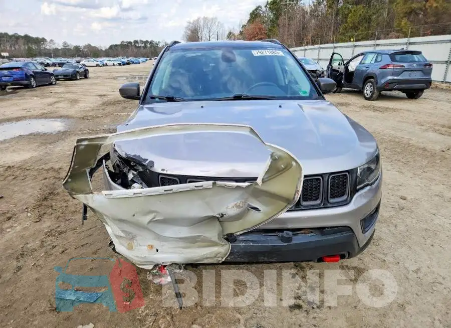 3C4NJDDB5JT174821 Photo# 5