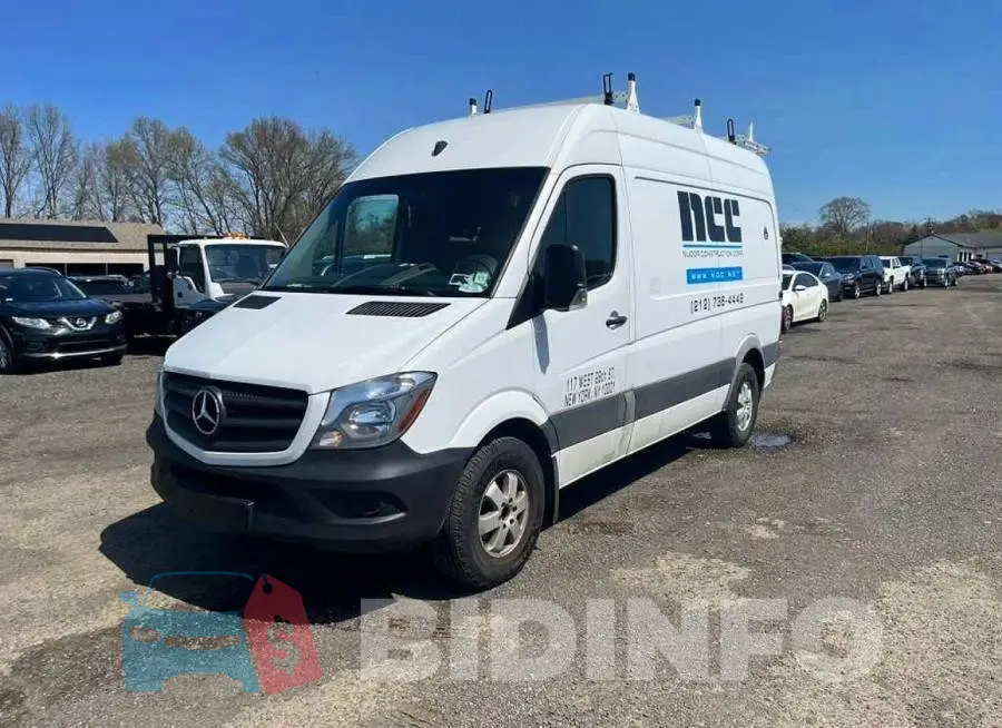WDAPE7CD5HP385696 Photo# 1