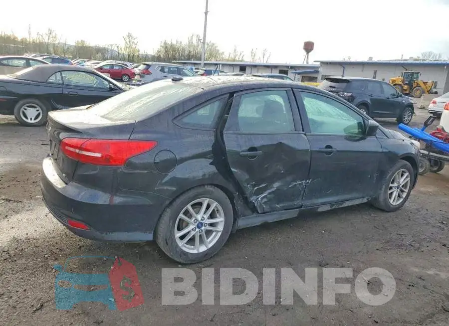 1FADP3F24JL327997 Photo# 3
