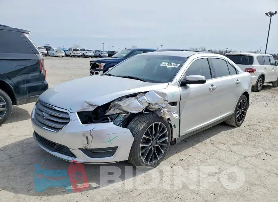 1FAHP2E82JG113553 Photo# 1