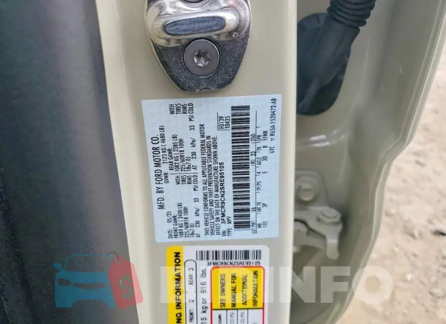 3FMCR9CN2SRE95105 Photo# 13