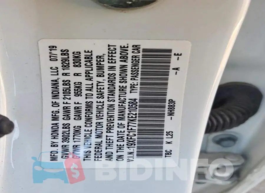 19XFC1F77KE210584 Photo# 12