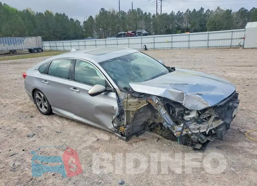 1HGCV1F52JA127448 Photo# 4