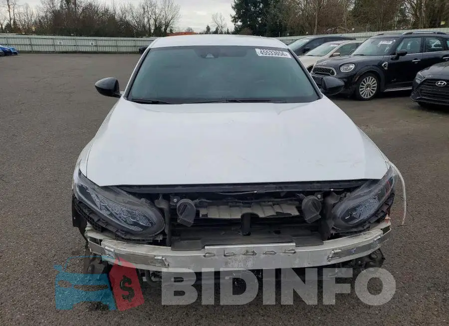 1HGCV3F2XNA014175 Photo# 5