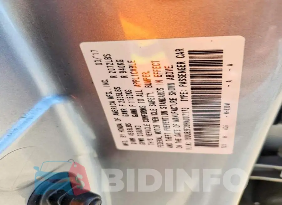 19UUB2F39HA007173 Photo# 12