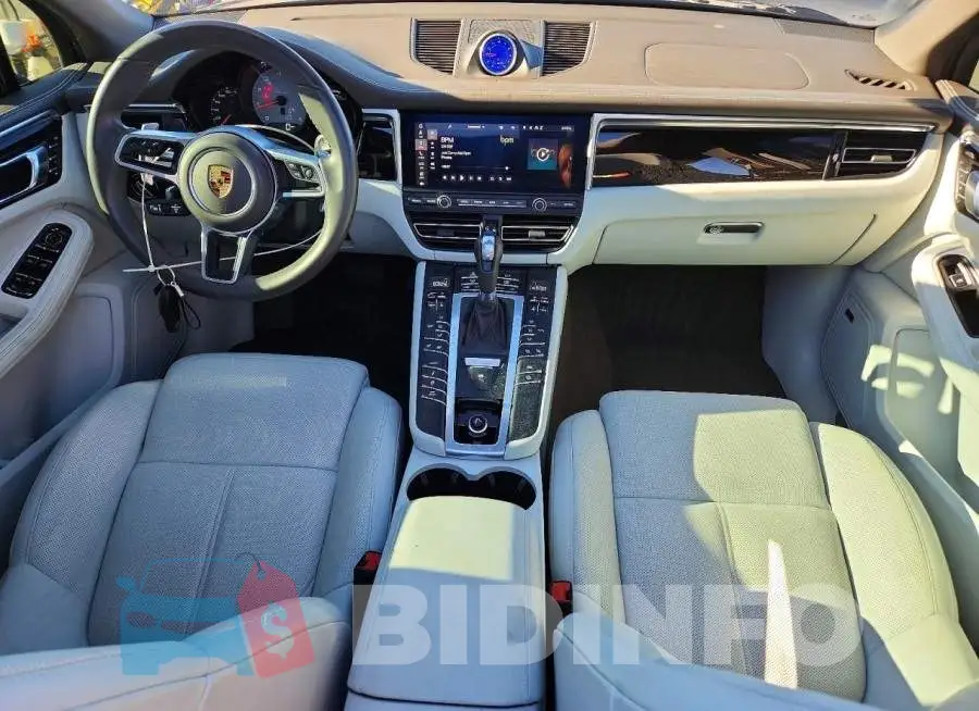 WP1AB2A55LLB37134 Photo# 8
