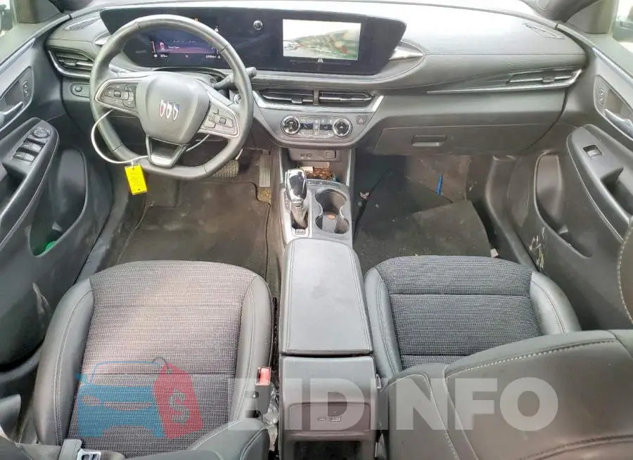 KL47LAEP2SB132812 Photo# 8