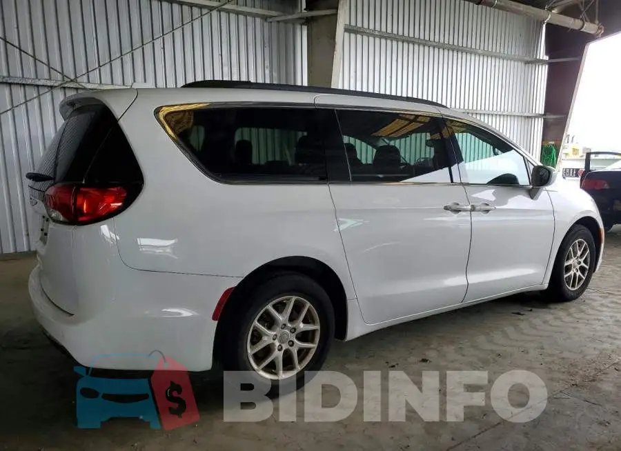 2C4RC1FG3LR117736 Photo# 3