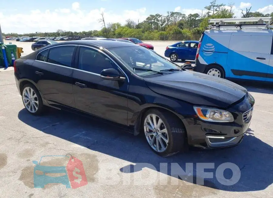 LYV402HK4HB150890 Photo# 4