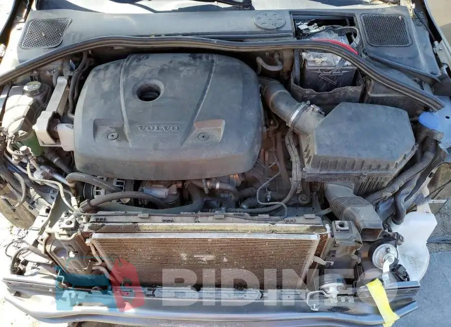 YV140MSL7J2391938 Photo# 11